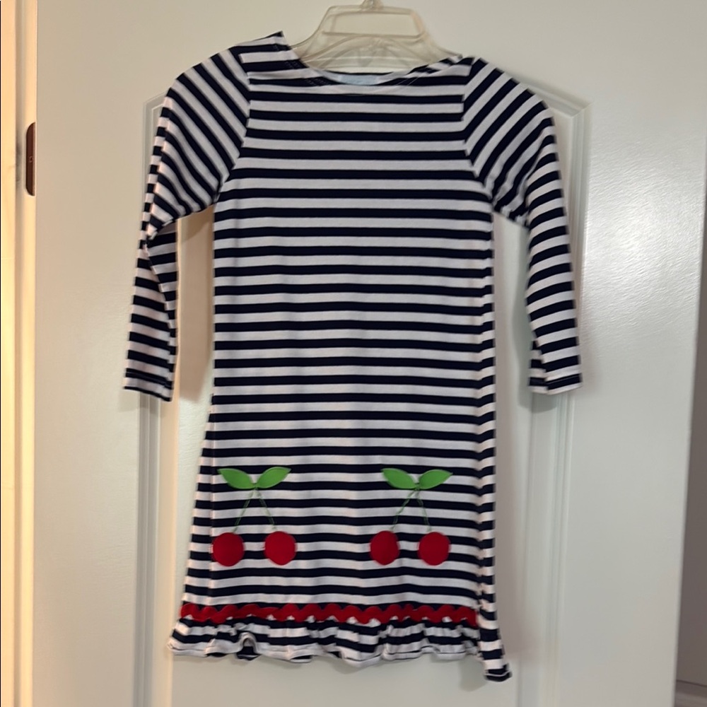Black and White Casual 3/4 Sleeve Crew Neck Dress